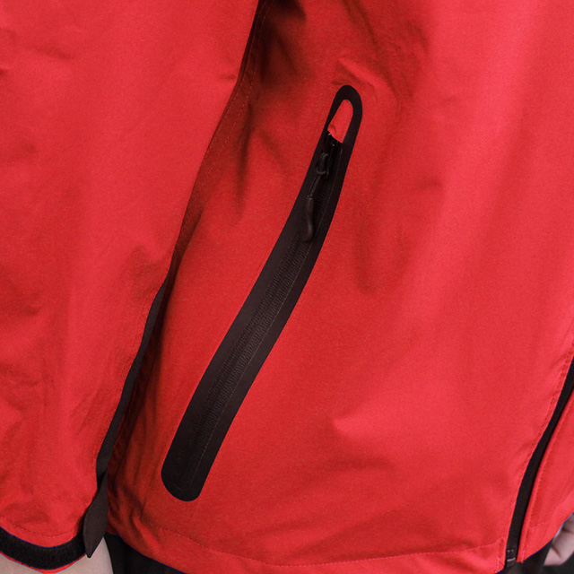 ビッグファスナーポケット